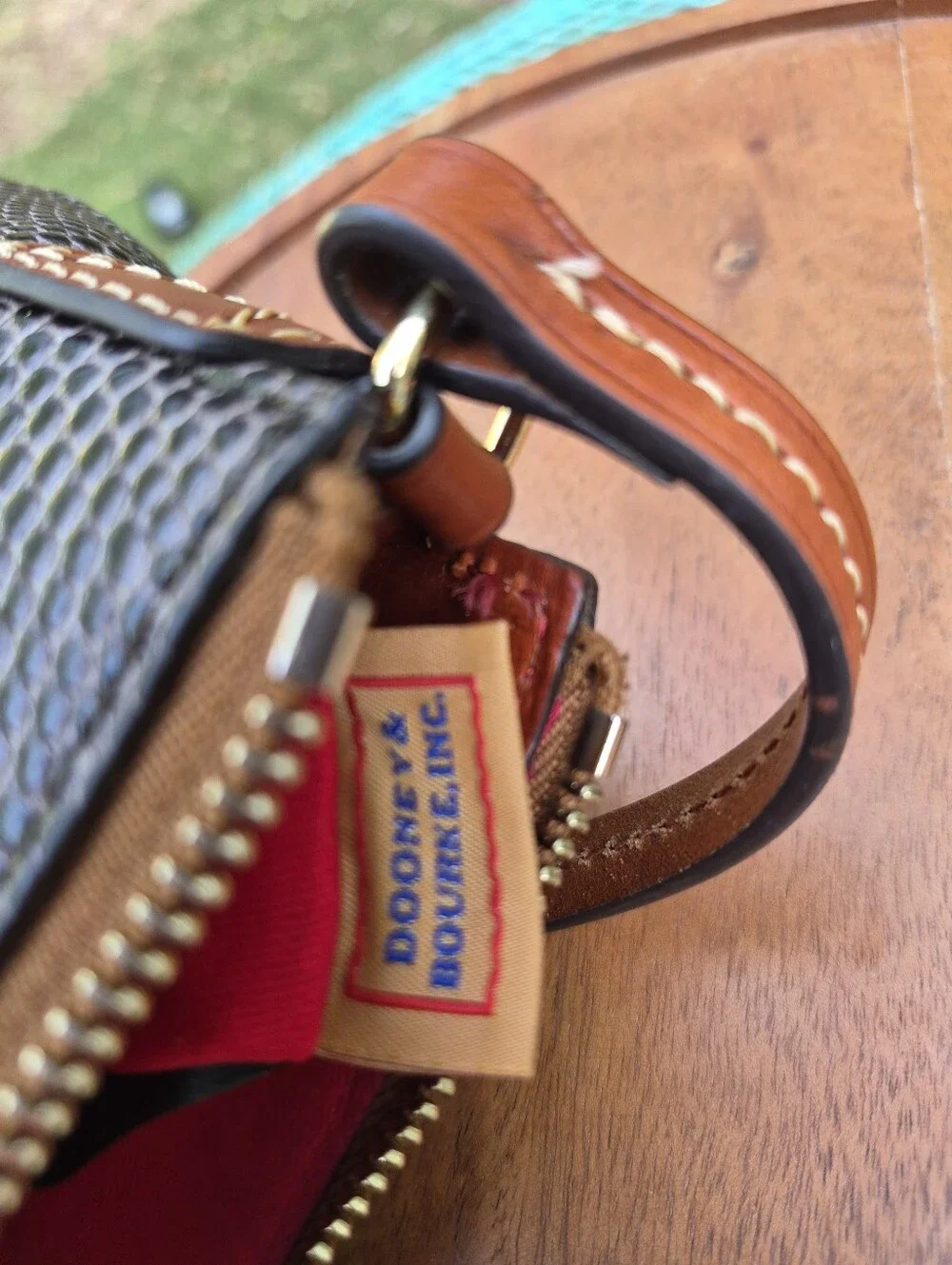 Dooney & Bourke Brown Lizard Embossed Leather Crossbody Bag Red Interior
